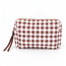 Gingham Check Pattern Quilted Puffer Pouch: Red