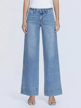 Mid Rise Trouser Hem Wide Jeans with Darts