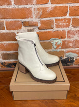 Seashell Fabiola Boot