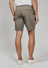 7 Diamonds Zuma 8" Short (Multiple Colors)