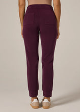 7 Diamonds Midnight Plum Rev Jogger