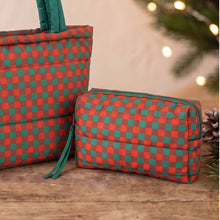 Gingham Check Pattern Quilted Puffer Pouch: Red