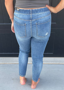 Liverpool Chloe Crop Skinny