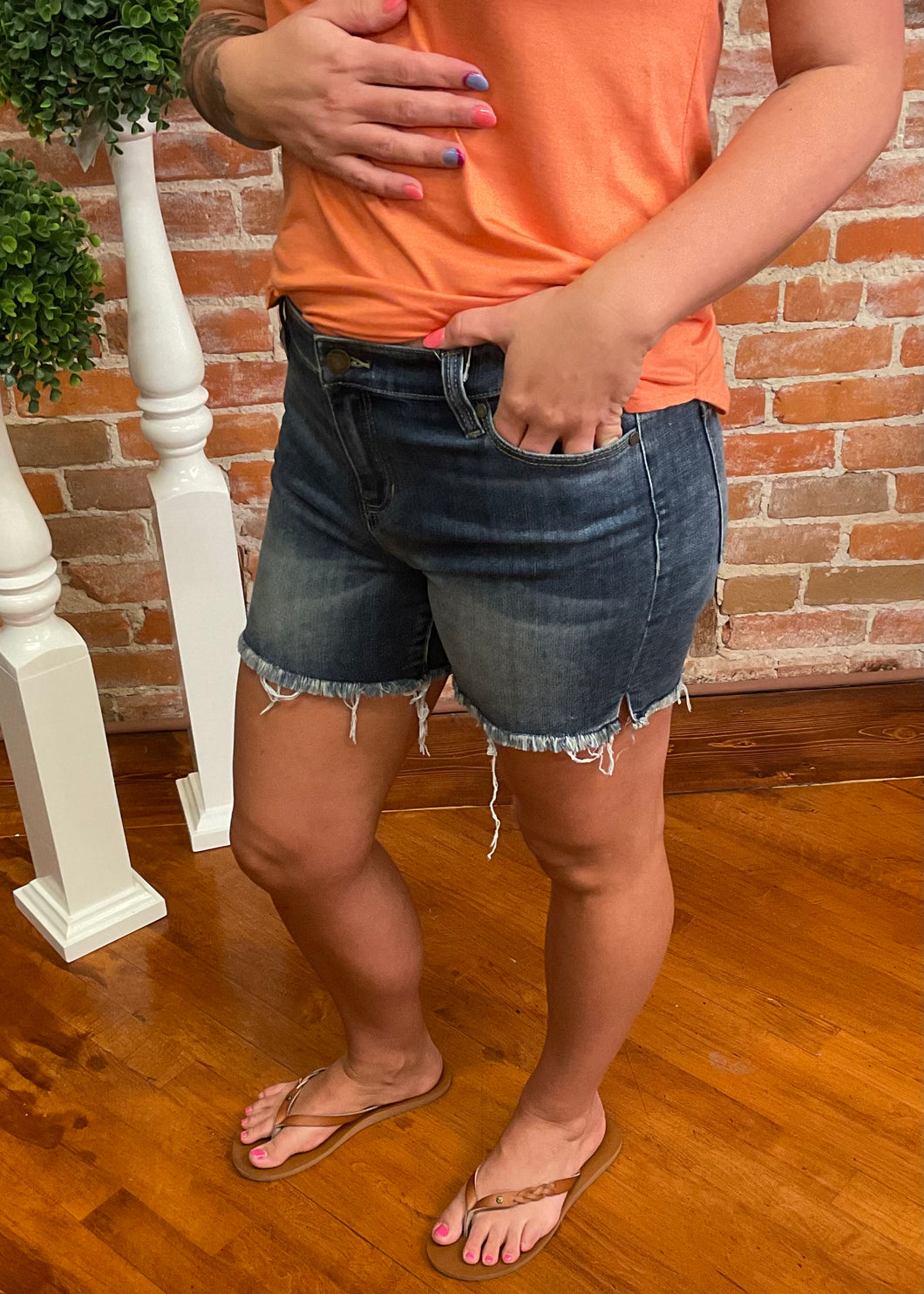 Liverpool Frayed Hem Vickie Shorts