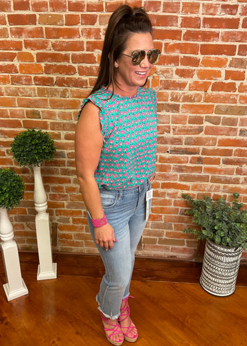 Sleeveless Keyhole Button Top
