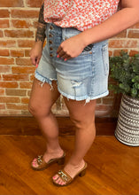 Liverpool Christine Button Fly Fray Short