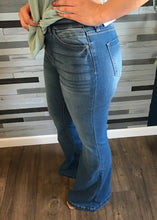 KanCan High Rise Super Flare Jean